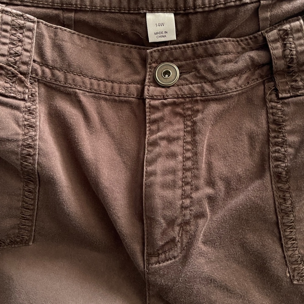 CJ Banks Brown Capri Pants